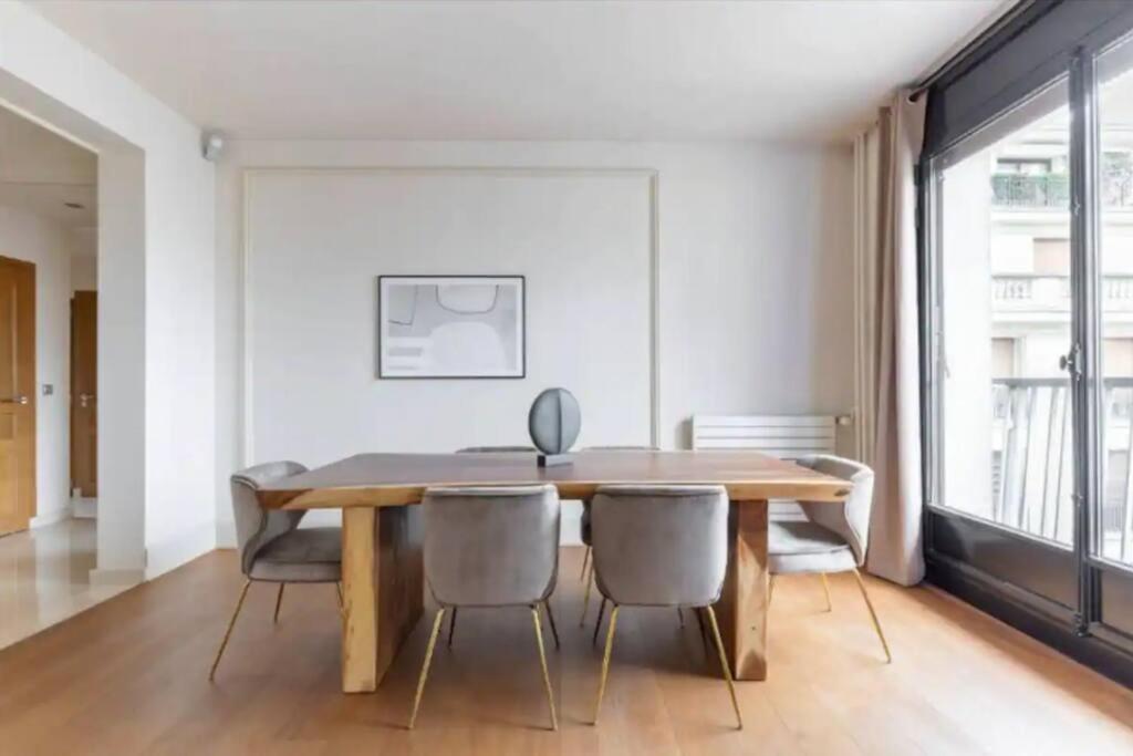 Avenue Montaigne Luxury Apartment 2Br 4P Paris Luaran gambar